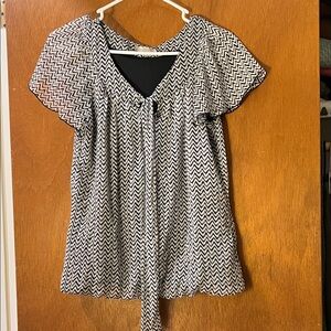 Dress Barn Black and White Zigzag Blouse